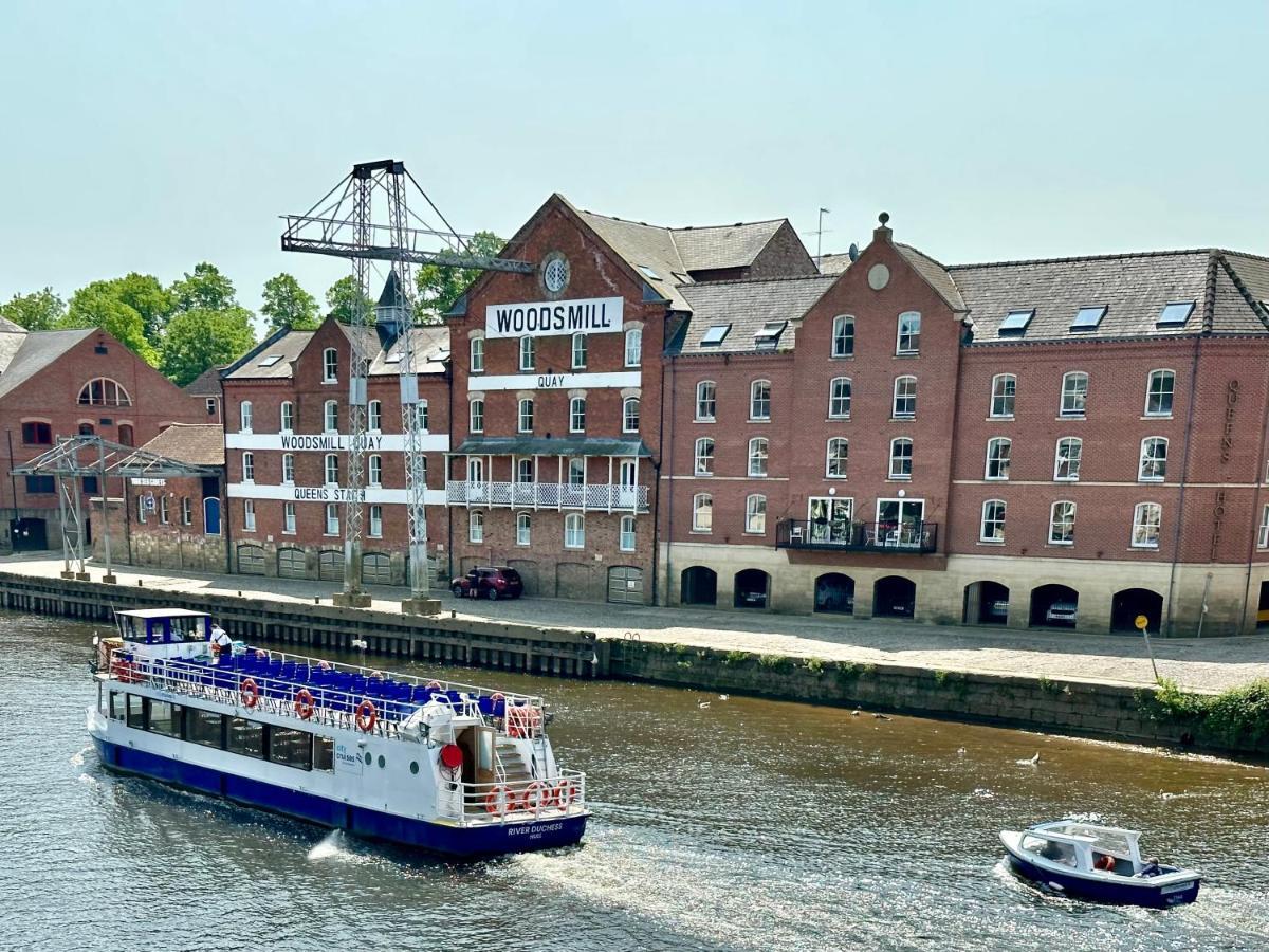 Riverside Apartment At Woodsmill Quay York Buitenkant foto