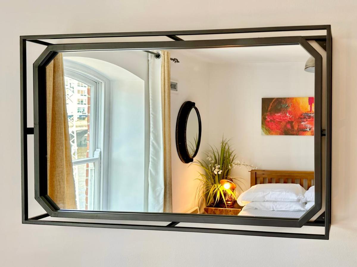 Riverside Apartment At Woodsmill Quay York Buitenkant foto